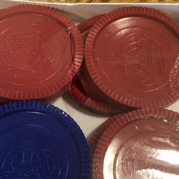 Jumbo Checkers Set 3-in-1 Tic Tac Toe Game with 24 Checker Pieces Reversible - Picture 4 of 6